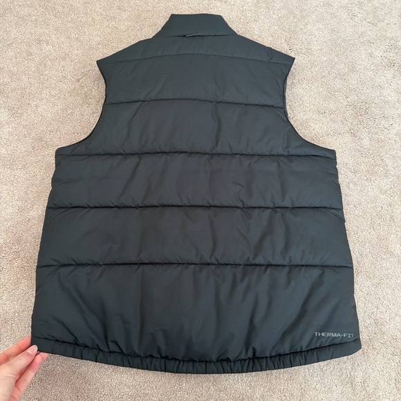 NWT Nike therma fit puffer vest - Picture 4 of 4